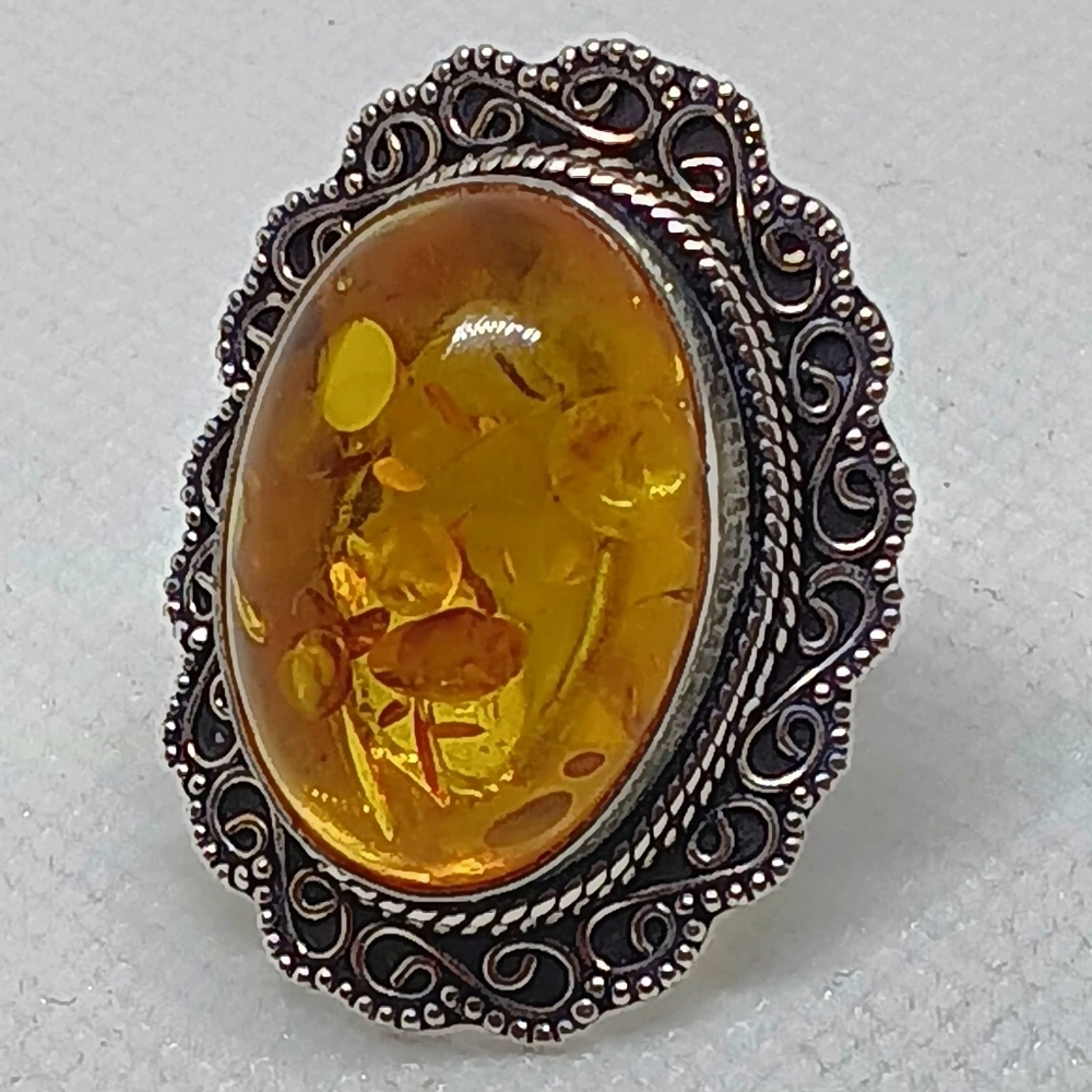 Artisan Amber Silver Ring Size 8.5 NWOTs.
